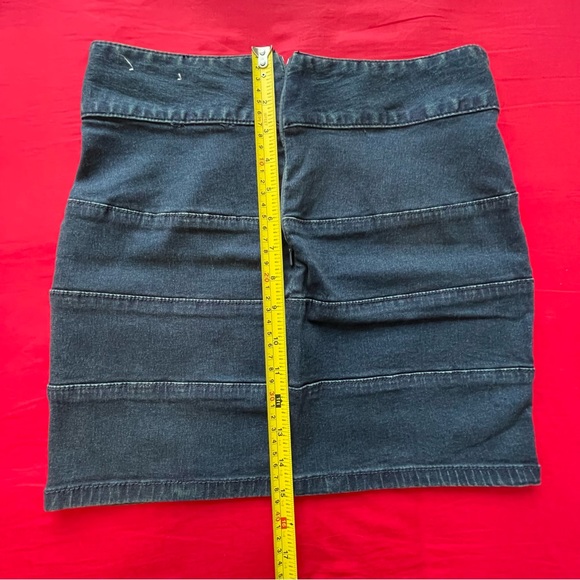 Guess Denim Mini Skirt Size 25 - Picture 6 of 7